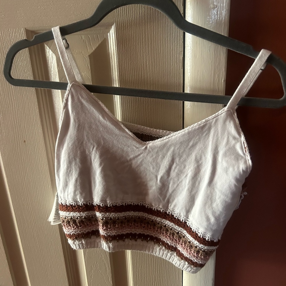 Hollister Crochet Tank - Picture 5 of 8